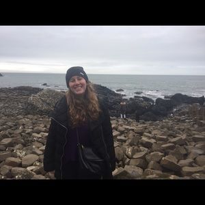 Meet your Posher, Hayley