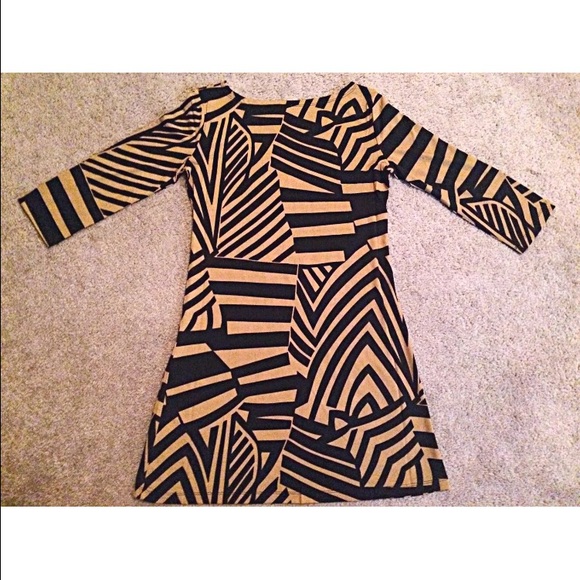 Touch Express Shift Dress by Modern Touch - Picture 3 of 4