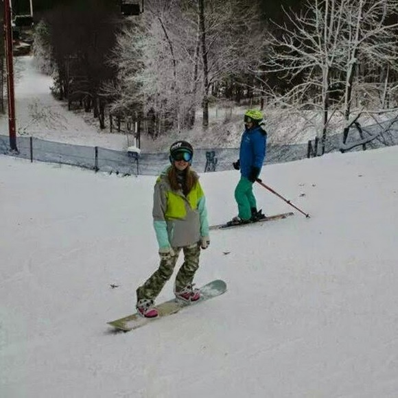 Meet your Posher, Paris - Picture 1 of 1