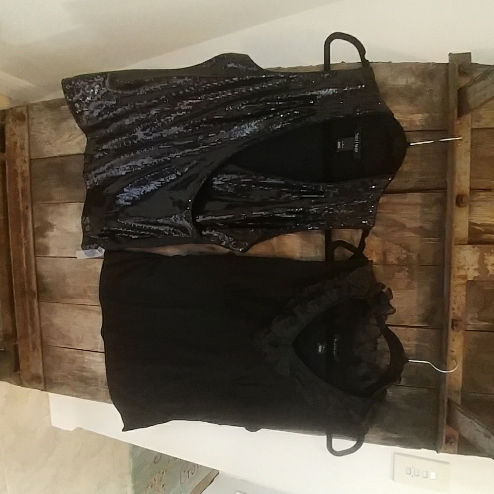 Sleeveless Tops