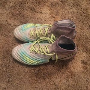 Magista Obra 2 Soccer cleat