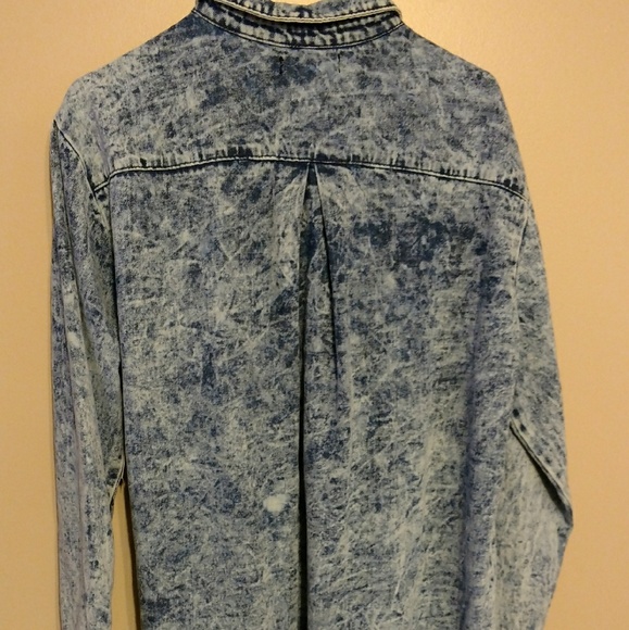 Vibrant Stonewashed Denim Shirt dress - Picture 3 of 6