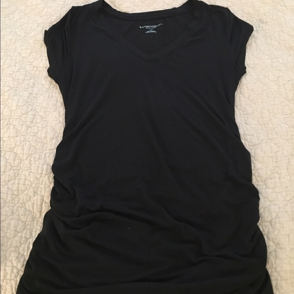Liz Lange Maternity black short sleeve shirt