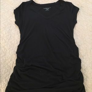 Liz Lange Maternity black short sleeve shirt