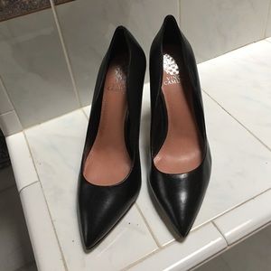 Vince camuto black heels
