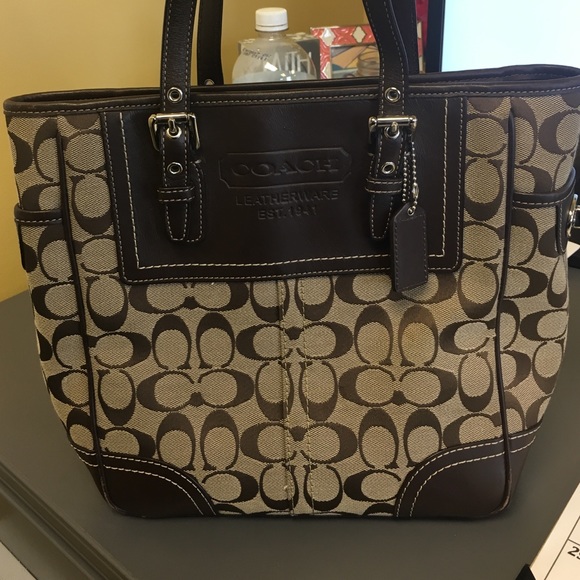 Coach Handbags - Coach Bag
