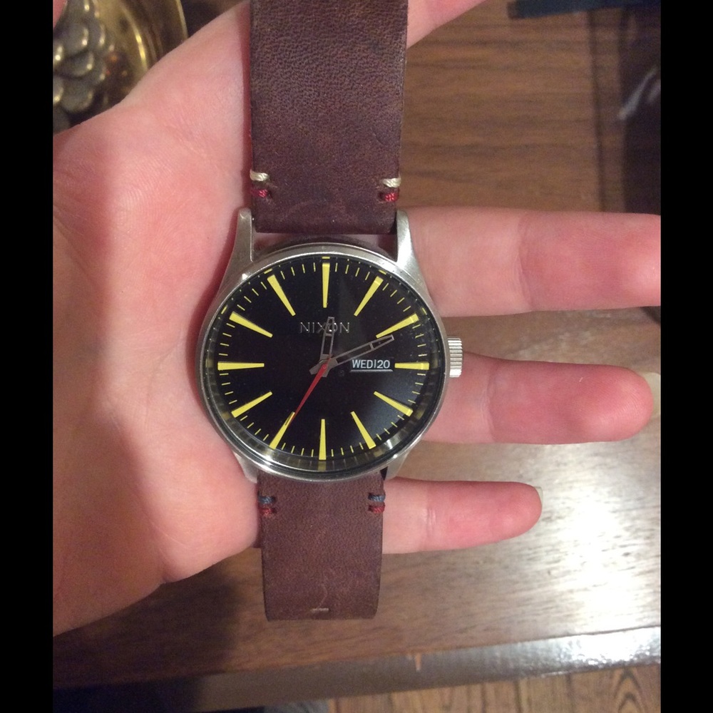 Nixon watch