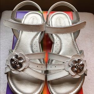 Stride Rite “Joanna” Girls Sandal, Size 1.5M