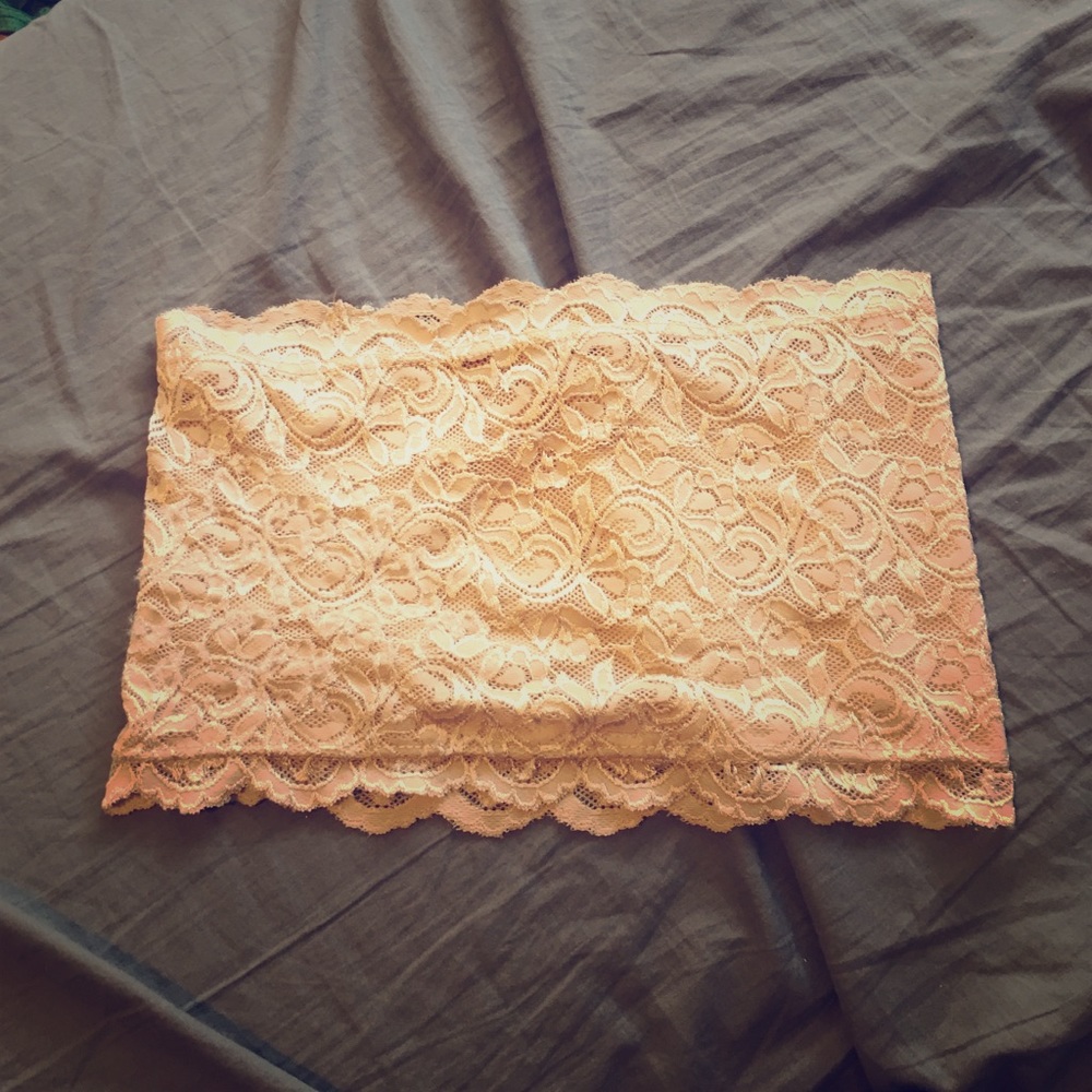 Lacey Cream/tab bandeau bralette