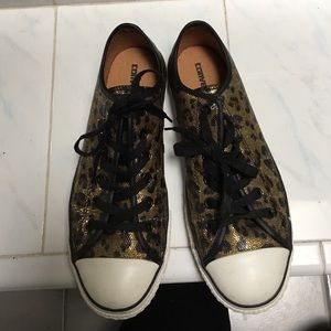 Converse sequence leopard shoes