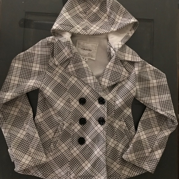 Cute, Warm Peacoat! - Picture 1 of 3