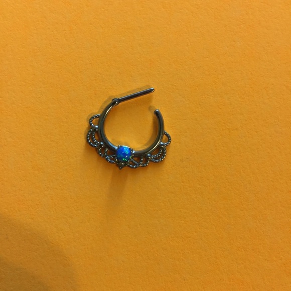 ✨BLUE OPAL SEPTUM CLICKER✨ - Picture 2 of 2