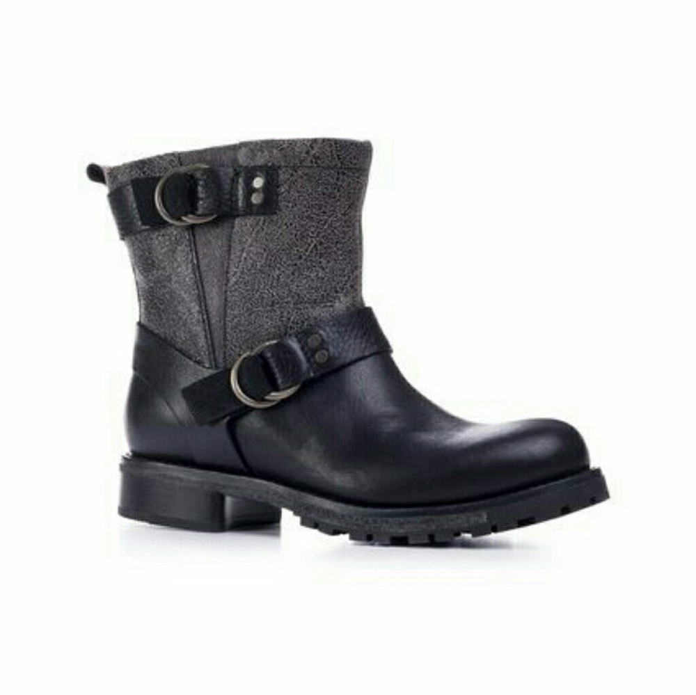 Woolrich Black and Grey wool boots