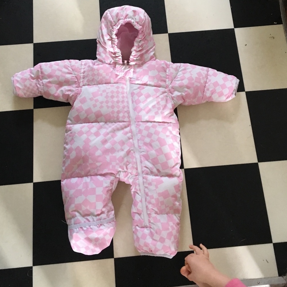 Columbia snow suit for 12 month size. Adorable!