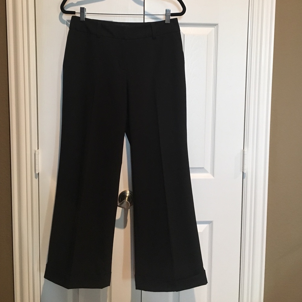 Anne Klein black cuffed dress pants! Size 8P