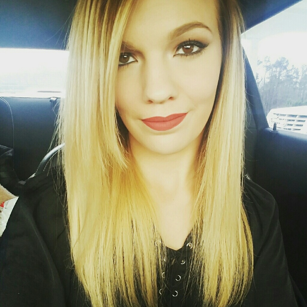 Meet your Posher, Taylor