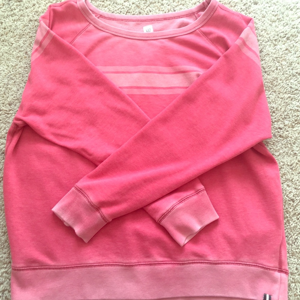 Gap sweatshirts