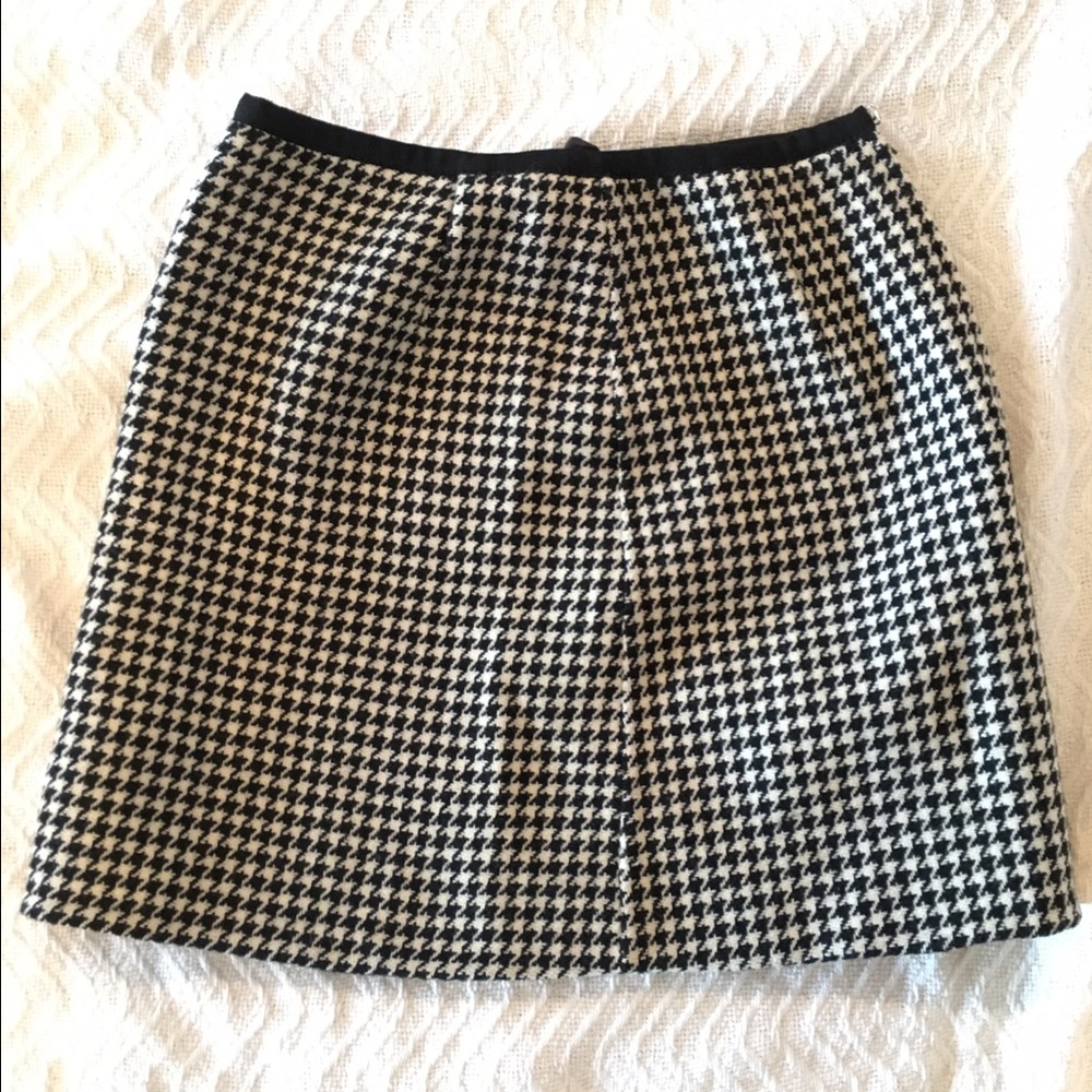 Retro houndstooth miniskirt