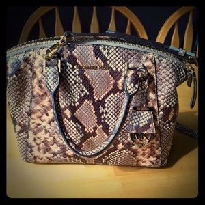 Michael Kors Reily Bag