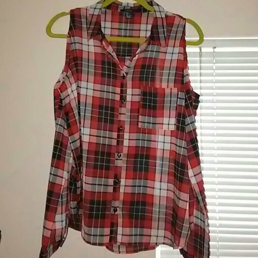 Forever 21 Red & black cold shoulder plaid shirt