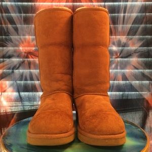 Size 8 Uggs