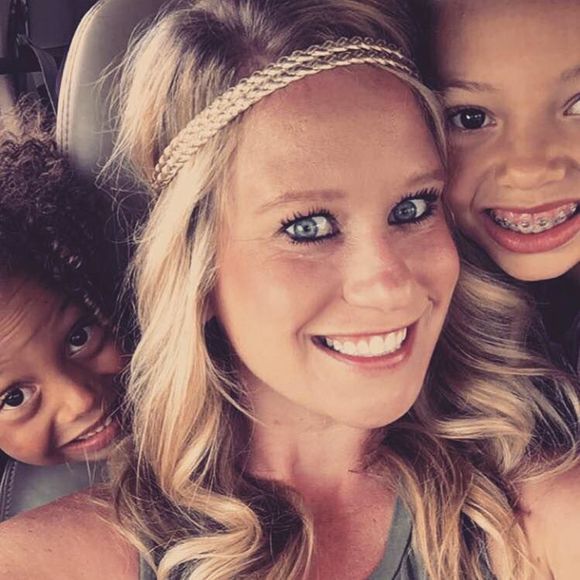 Meet your Posher, Abby - Picture 1 of 1