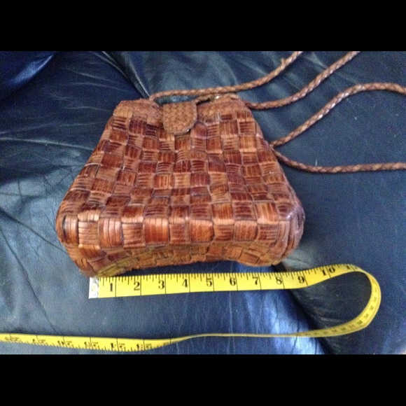 Handbag - Picture 3 of 3