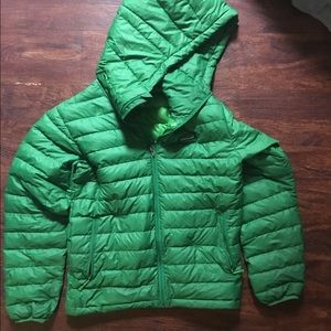 Green Patagonia women's S nano puff hoody jacket
