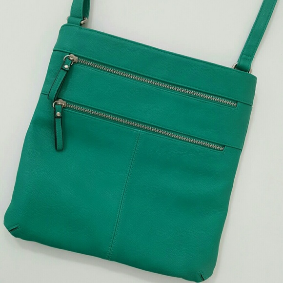 Merona Handbags - 🍃SALE🍃 Gorgeous Teal Crossbody Bag