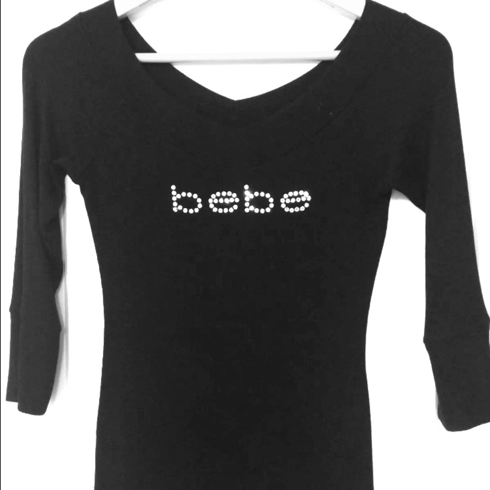 SOLD bebe Black Ribbed Knit 3/4 Sleeve V-Neck Top