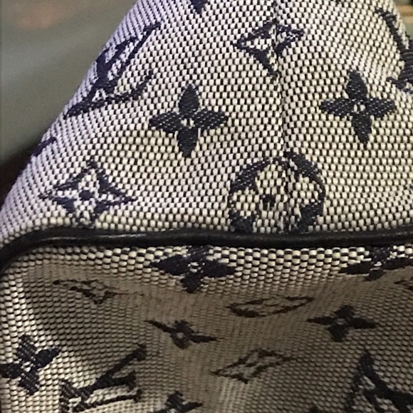 Louis Vuitton Monogram Canvas Mini Lucille - Picture 6 of 7