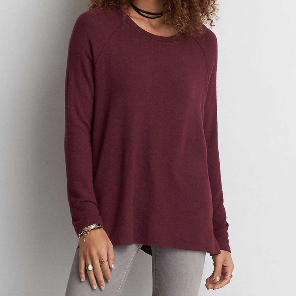 American Eagle Burgundy Sweater