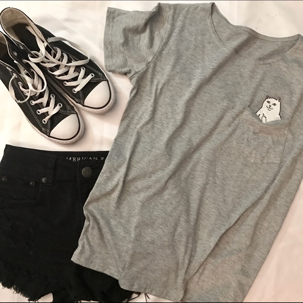 Cat finger shirt NWT