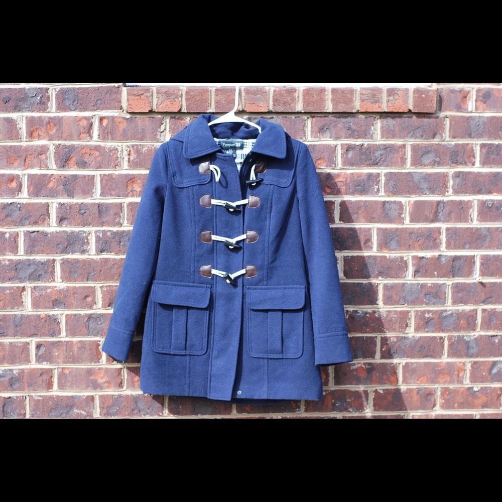 Forever 21 NAVY long toggle pea coat.  Size 8