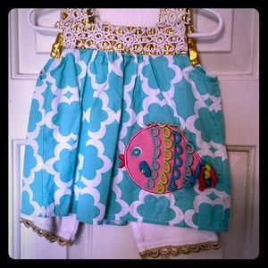 Mudpie 2 Piece Outfit with Fish applique