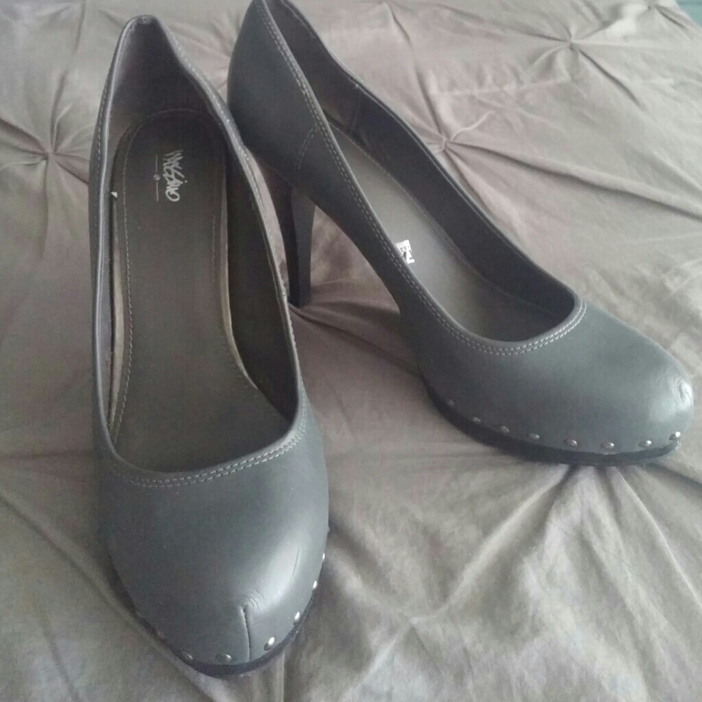 Massimo Gray Pump - image 1