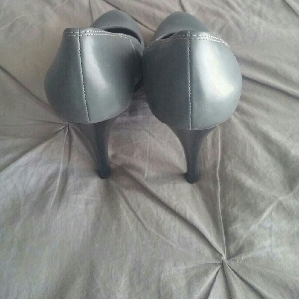 Massimo Gray Pump - image 2