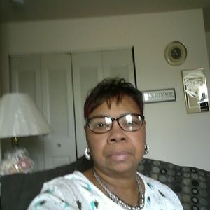 Meet your Posher, Dianne