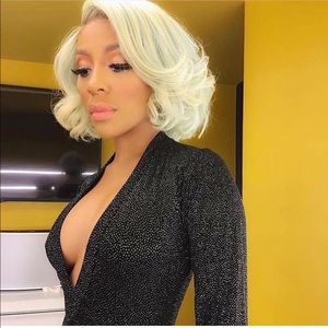 Meet your Posher, Ana