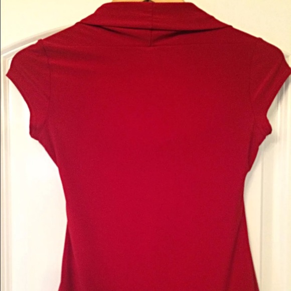 Red Floral Print Shawl Collar Stretch Top - Picture 4 of 4