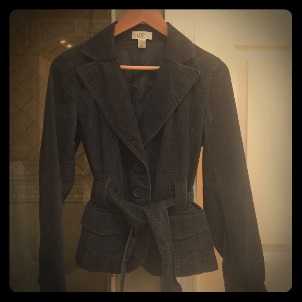 Super cute,  corduroy, short blazer