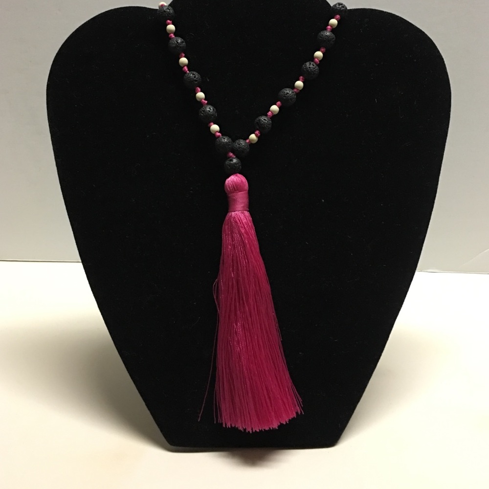 NWT Tassel Necklace