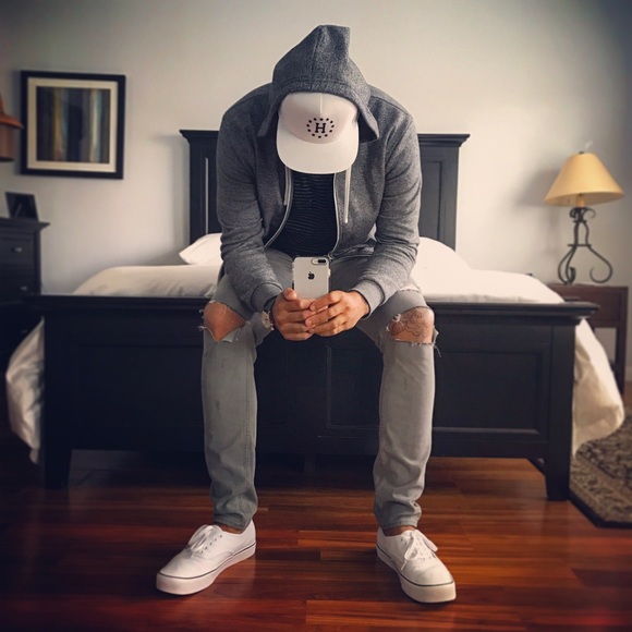 Meet your Posher, Dustin - Picture 1 of 1