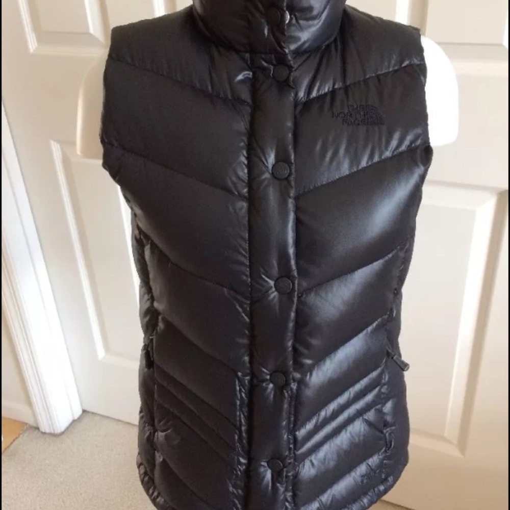North Face Carmel Down Vest
700 Fill Goose Down - Picture 4 of 5