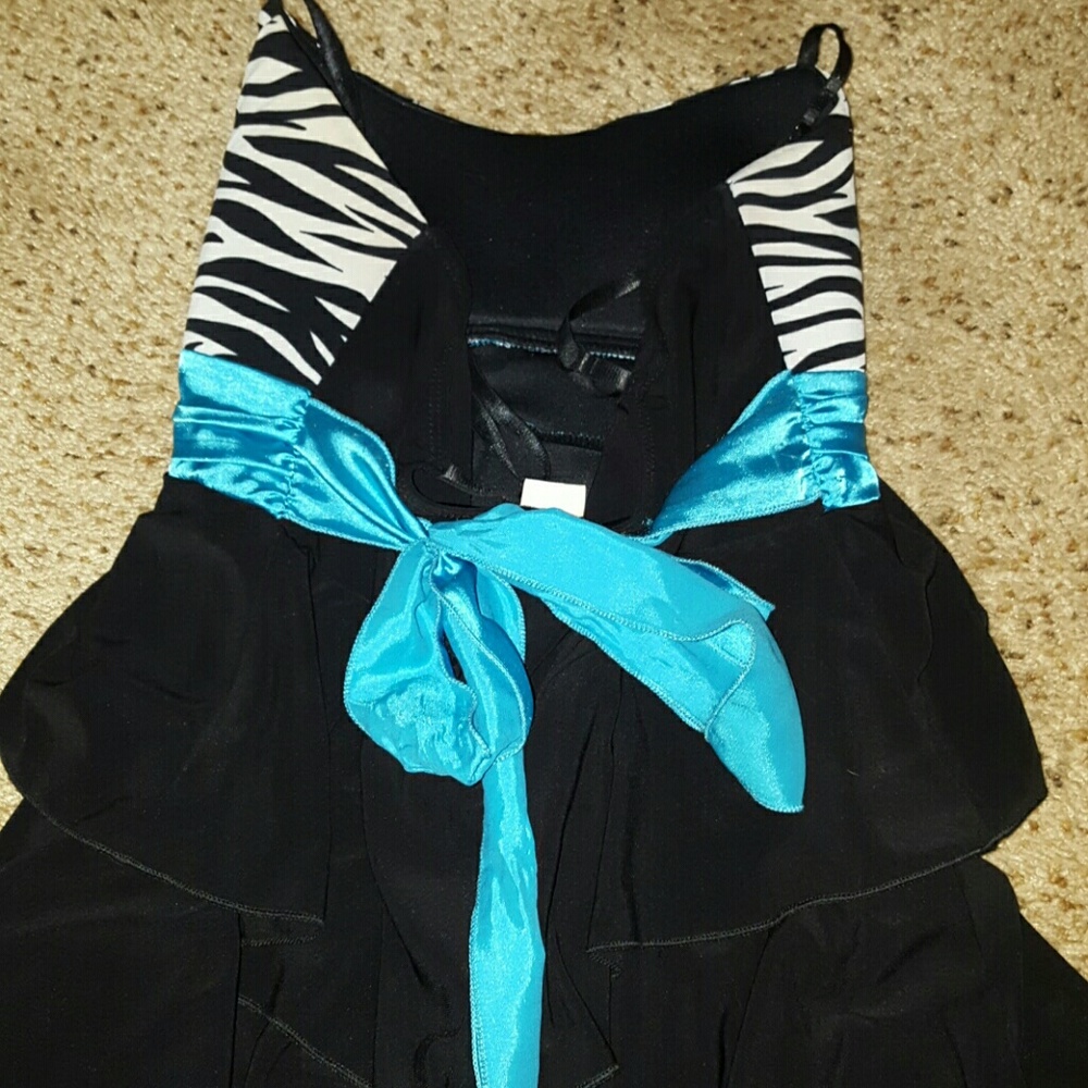 Prom Dress - Picture 3 of 3