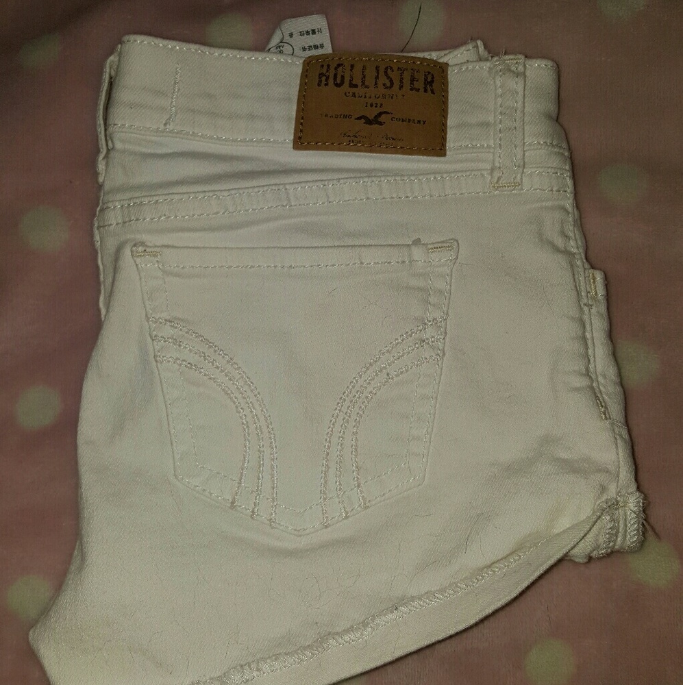 Never worn!!! Hollister 00 shorts