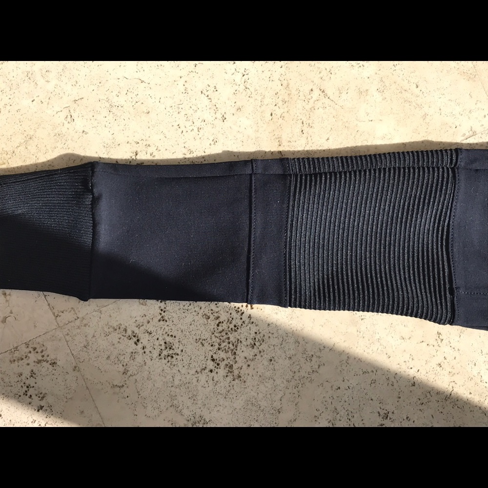 Moto slim pants NWT SOLD - Picture 4 of 7