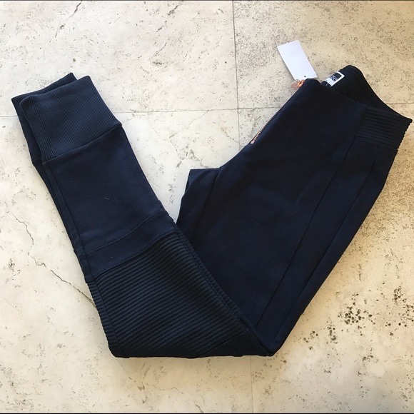 Moto slim pants NWT SOLD - Picture 2 of 7