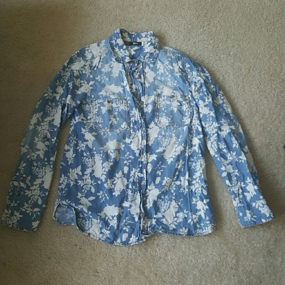 SOLD*****Urban outfitters (BDG) floral denim shirt