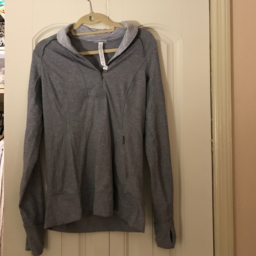 Lulu lemon pullover
